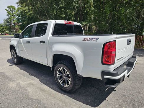 Used 2022 Chevrolet Colorado Z71 AWD/4WD image 5