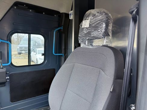 Used 2024 RAM ProMaster 3500 FWD image 25