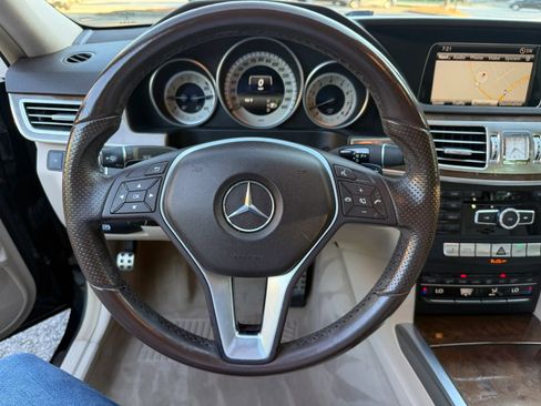Used 2015 Mercedes-Benz E 350 Sedan image 27