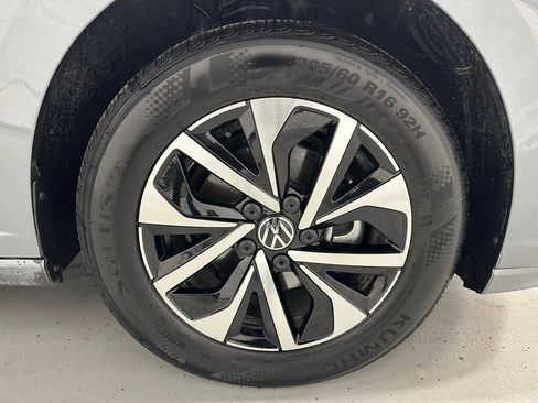 Used 2025 Volkswagen Jetta S image 57