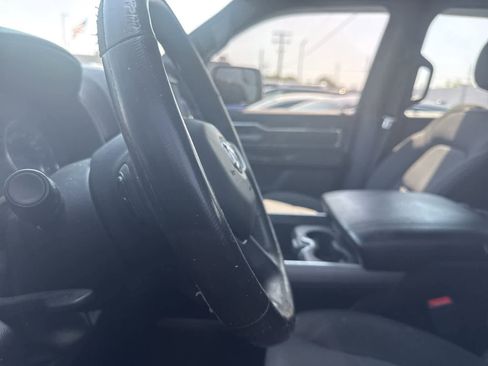 Used 2019 RAM 1500 Big Horn AWD/4WD image 32