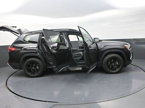 New 2026 Volkswagen Atlas Peak Edition AWD/4WD image 36