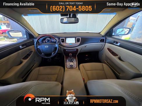 Used 2012 Hyundai Genesis 5.0 image 9