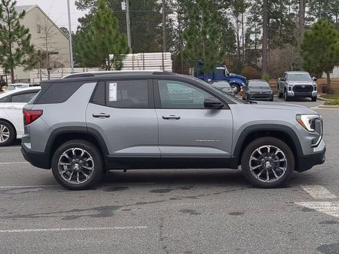 New 2026 GMC Terrain Elevation w/ Elevation Premium Package image 4