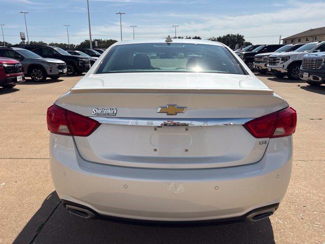 Used 2014 Chevrolet Impala LTZ FWD image 4