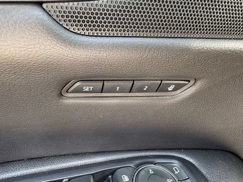 Used 2019 Cadillac XT5 Luxury AWD/4WD image 12