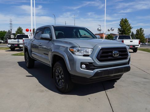 Certified 2021 Toyota Tacoma SR5 w/ Technology Package AWD/4WD image 2