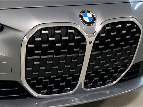 Certified 2024 BMW 430i xDrive Coupe w/ Premium Package image 33