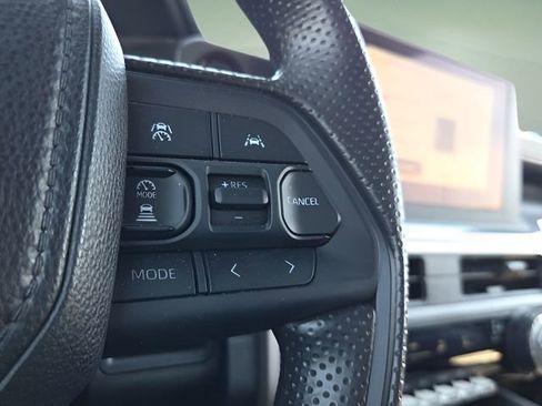 Used 2025 Toyota Tacoma SR5 image 22