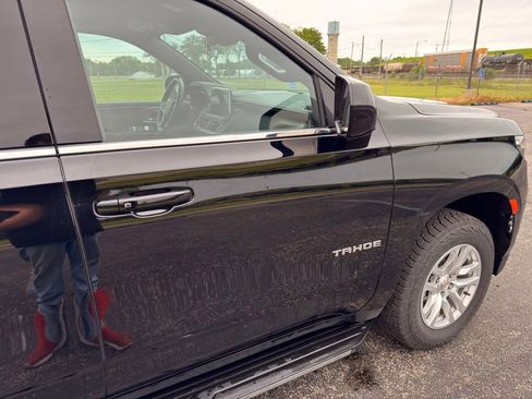 Used 2024 Chevrolet Tahoe LT AWD/4WD image 10
