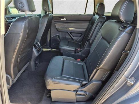 Used 2022 Volkswagen Atlas SE w/ Panoramic Sunroof Package AWD/4WD image 18