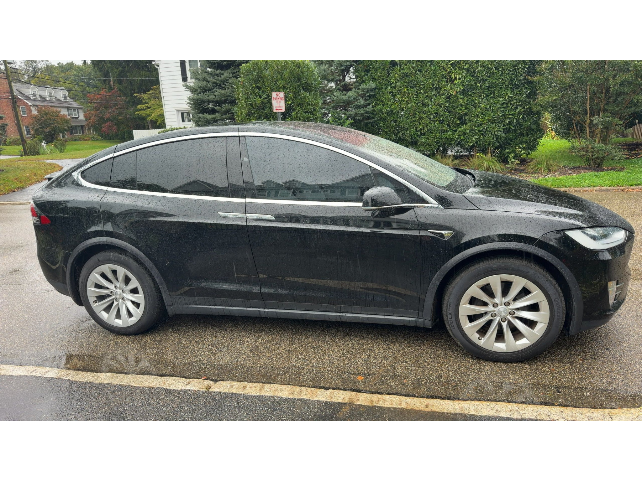 Used 2020 Tesla Model X Long Range AWD/4WD image 3