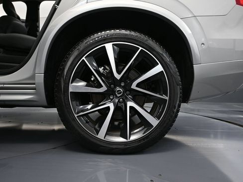 Used 2024 Volvo XC90 B5 Plus AWD/4WD image 13