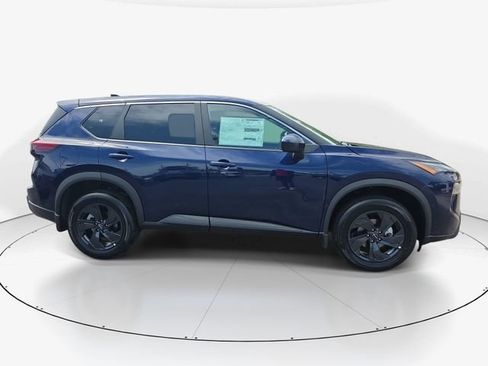 New 2026 Nissan Rogue SV w/ Cold Weather Package FWD image 5