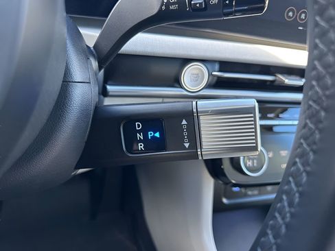 Used 2025 Hyundai Tucson SEL image 17