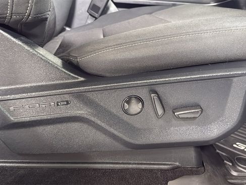 Used 2022 Ford F150 XLT w/ Equipment Group 302A High image 19