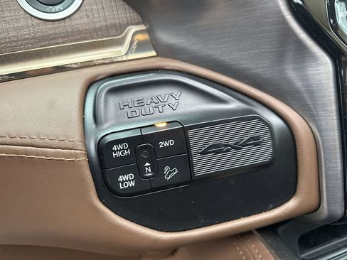 Used 2021 RAM 2500 Limited image 31