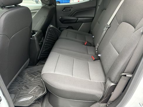 Used 2026 Chevrolet Colorado W/T RWD image 24