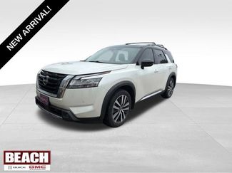 Used 2022 Nissan Pathfinder Platinum w/ Cargo Package video 1