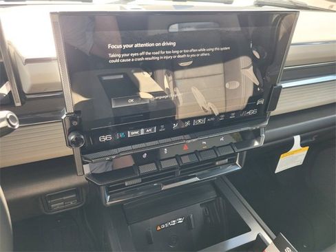 New 2026 GMC Hummer EV SUV image 24