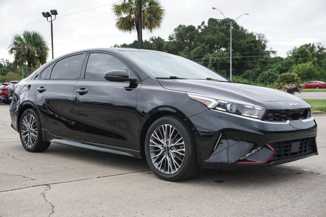 Used 2022 Kia Forte GT-Line w/ GT-Line Premium Package FWD image 2