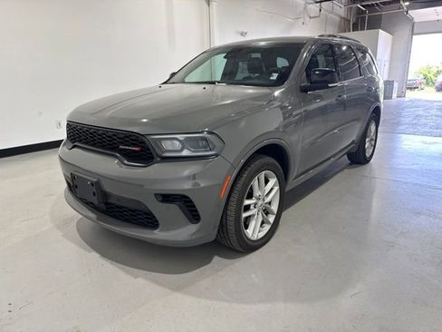 Used 2025 Dodge Durango GT AWD/4WD image 12