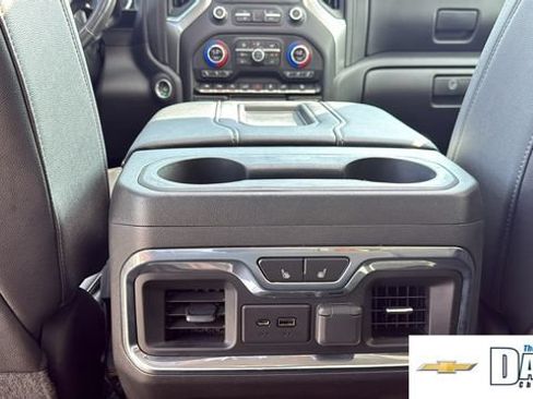 Used 2021 Chevrolet Silverado 1500 LTZ w/ LTZ Premium Package AWD/4WD image 12