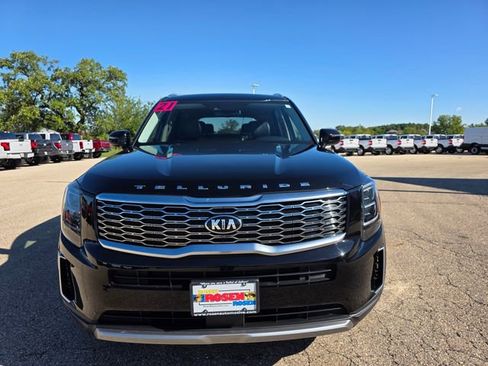 Used 2021 Kia Telluride EX w/ EX Premium Package image 3