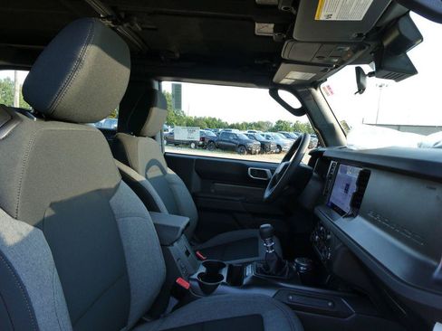 New 2026 Ford Bronco 2-Door w/ Sasquatch Package AWD/4WD image 9
