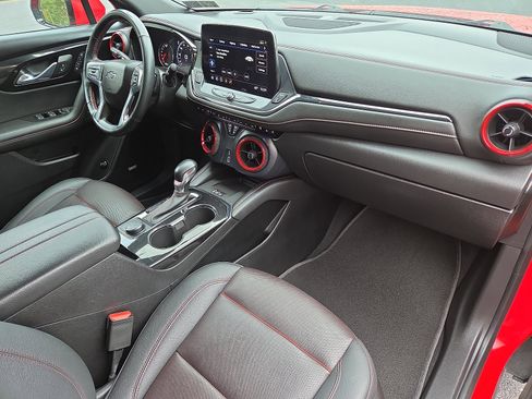 Certified 2023 Chevrolet Blazer RS w/ Driver Confidence II Package image 18