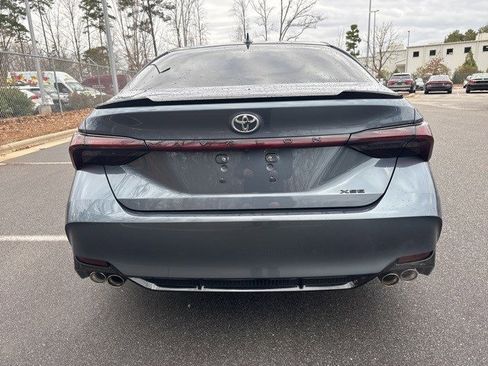 Used 2019 Toyota Avalon XSE image 6