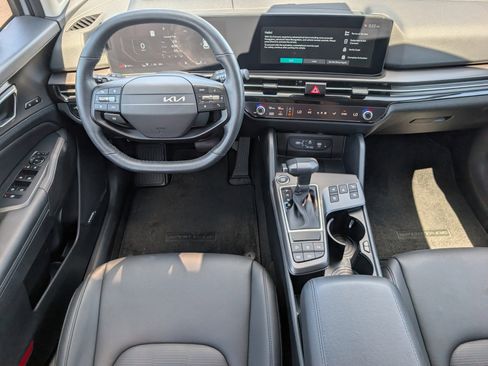 Used 2026 Kia Sportage SX FWD image 6