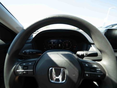 Certified 2023 Honda Accord EX image 15