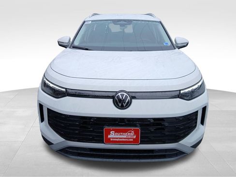 New 2026 Volkswagen Tiguan S image 8