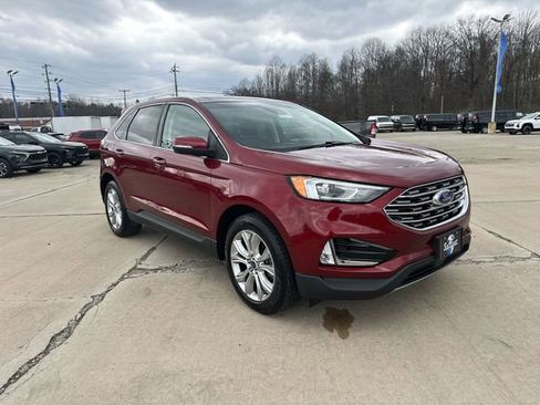 Used 2019 Ford Edge Titanium w/ Cold Weather Package image 11