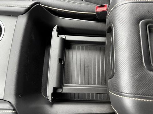 Used 2023 Chevrolet Suburban Premier image 22