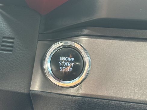 Used 2019 Toyota Tacoma TRD Sport w/ Technology Package RWD image 25