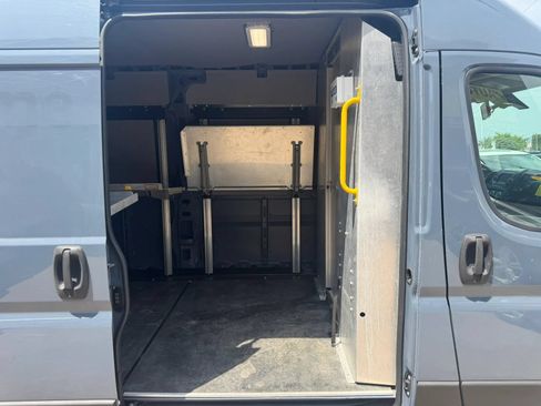 Used 2021 RAM ProMaster 3500 FWD image 11
