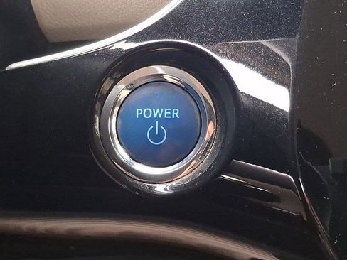 Used 2018 Toyota Prius One image 23