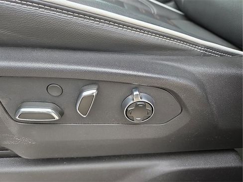 Used 2024 GMC Sierra 1500 AT4X image 14