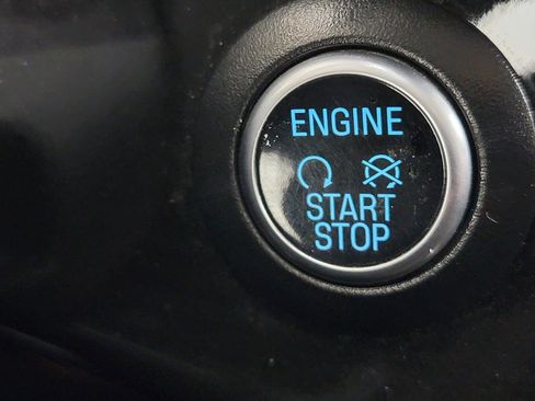 Used 2018 Ford Escape Titanium w/ Ford Safe & Smart Package AWD/4WD image 19