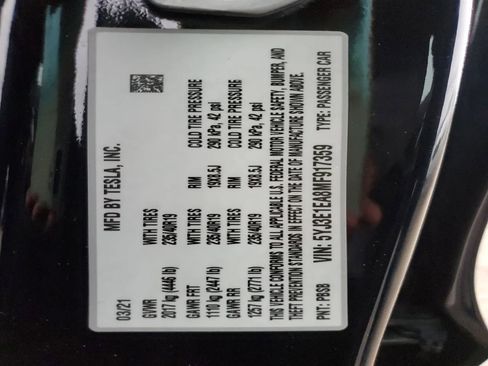 Used 2021 Tesla Model 3 Standard Range Plus image 44