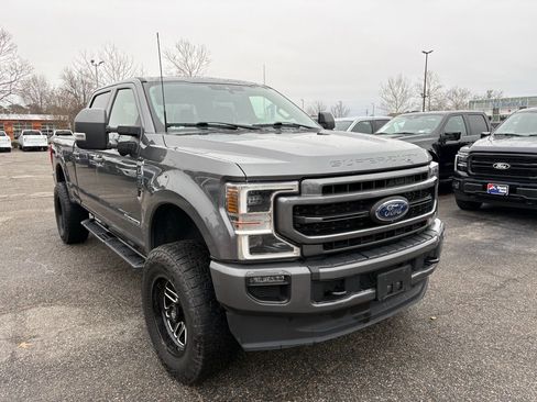 Used 2022 Ford F250 Lariat w/ Lariat Ultimate Package image 3