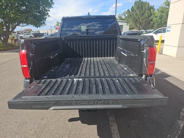 Used 2024 Toyota Tacoma SR5 AWD/4WD image 7