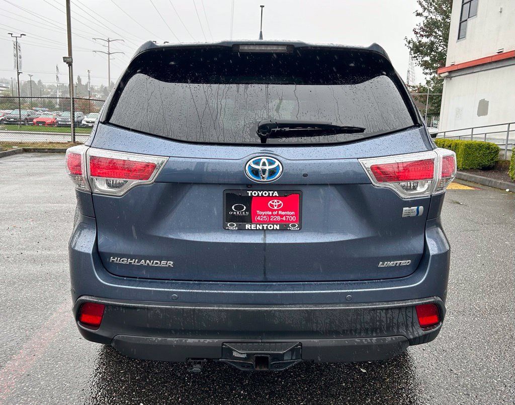 Used 2015 Toyota Highlander Limited Platinum AWD/4WD image 6