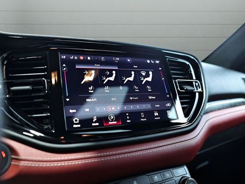 Used 2023 Dodge Durango SRT image 37