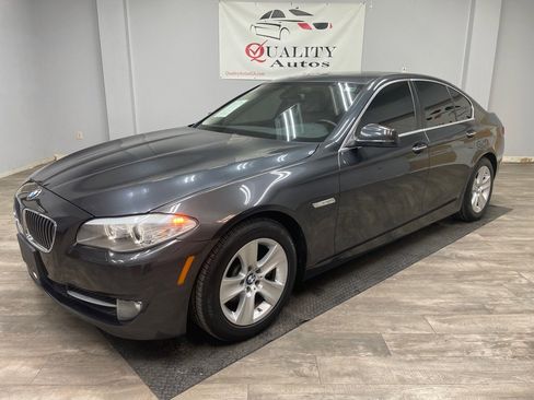 Used 2011 BMW 528i Sedan image 5