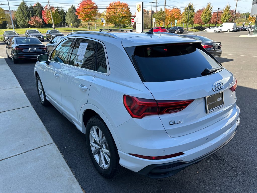 Certified 2024 Audi Q3 2.0T Premium Plus w/ Premium Plus Package AWD/4WD image 22