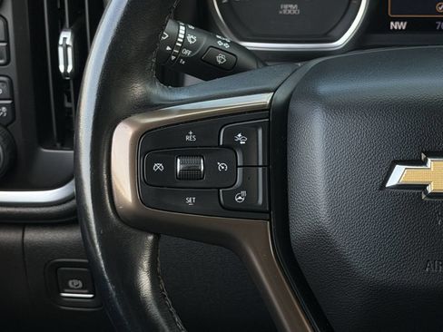 Used 2019 Chevrolet Silverado 1500 High Country w/ Technology Package AWD/4WD image 24
