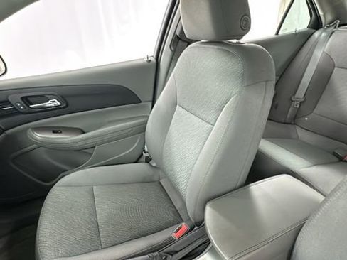 Used 2014 Chevrolet Malibu LS image 13
